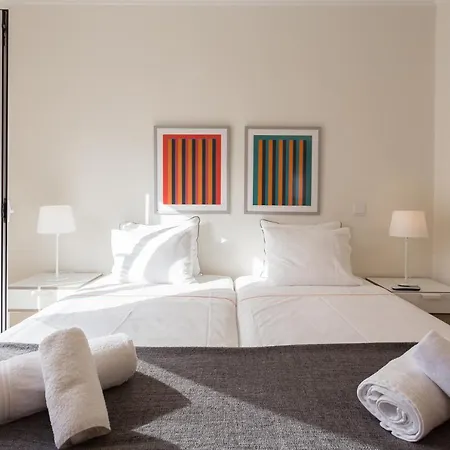 Sea Breeze Ii - Private Sea View Terrace And Office Назаре